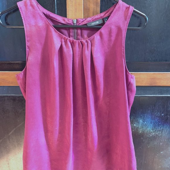 Apt 9 - Silky top - 2 - Picture 1 of 4